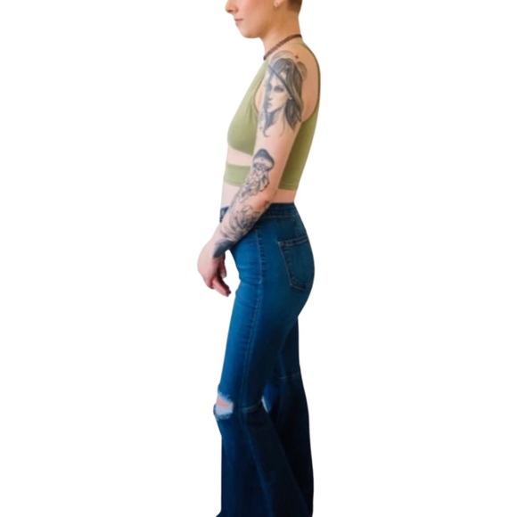 Green Crop Top Tank NWT - Picture 3 of 3